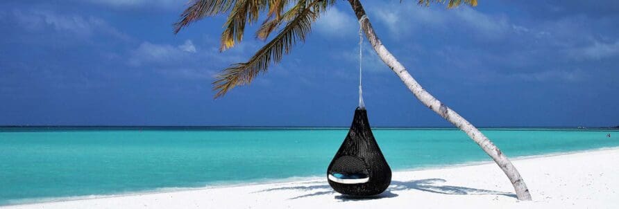 How to Stay Healthy While Traveling